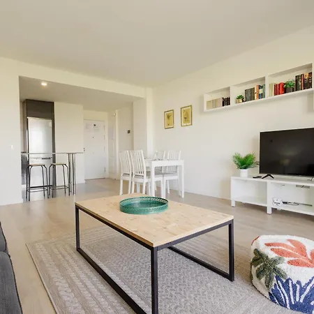 Contemporary 2 Bedroom In Nueva Andalucia Lägenhet Marbella