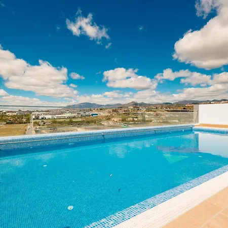 Lägenhet Contemporary 2 Bedroom In Nueva Andalucia *